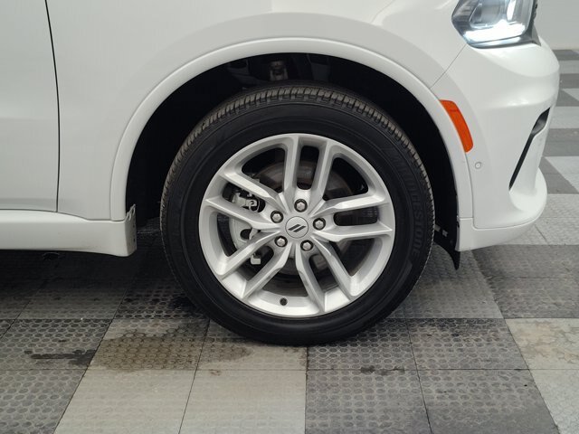 Used 2025 Dodge Durango GT AWD/4WD image 14