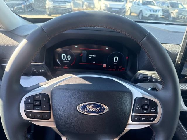 Certified 2025 Ford Explorer Active AWD/4WD image 26