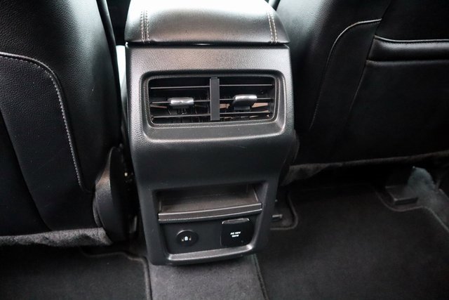 Certified 2024 Ford Edge Titanium image 27