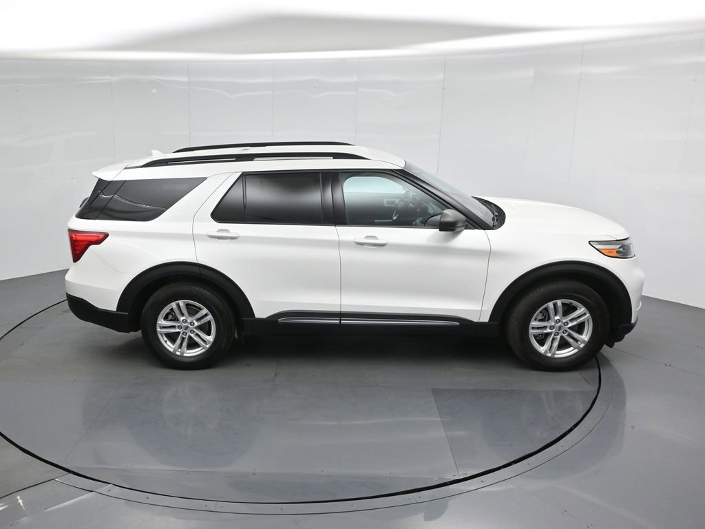 Certified 2023 Ford Explorer XLT RWD image 38