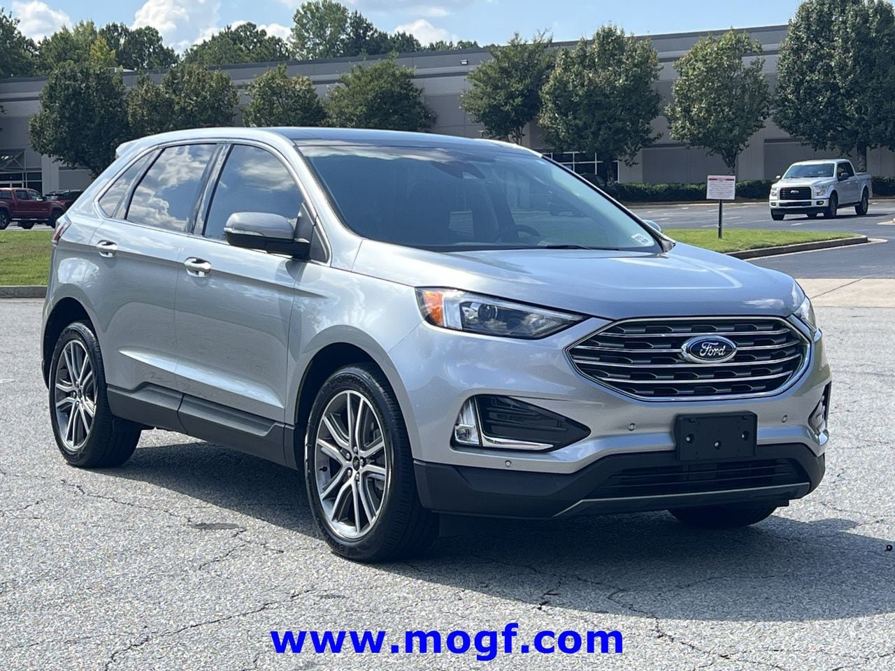 Certified 2024 Ford Edge Titanium w/ Cargo Accessory Package AWD/4WD image 4