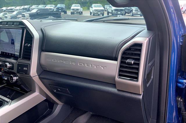 Certified 2022 Ford F250 Lariat w/ Lariat Ultimate Package AWD/4WD image 16