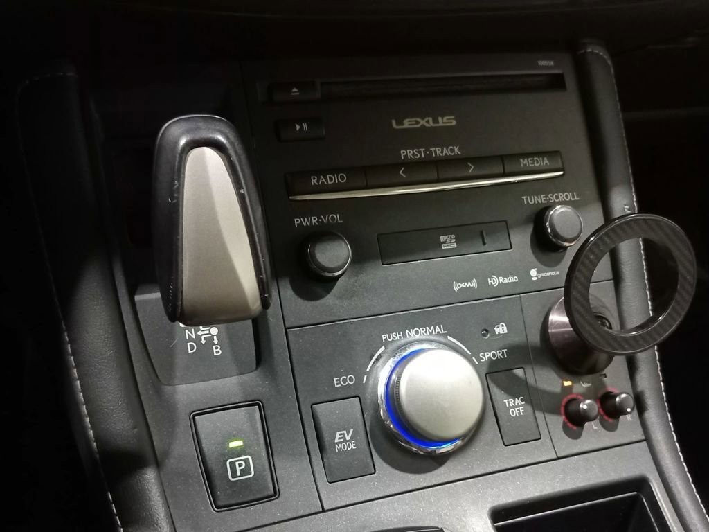 Used 2017 Lexus CT 200h 200h w/ Navigation System Package image 25