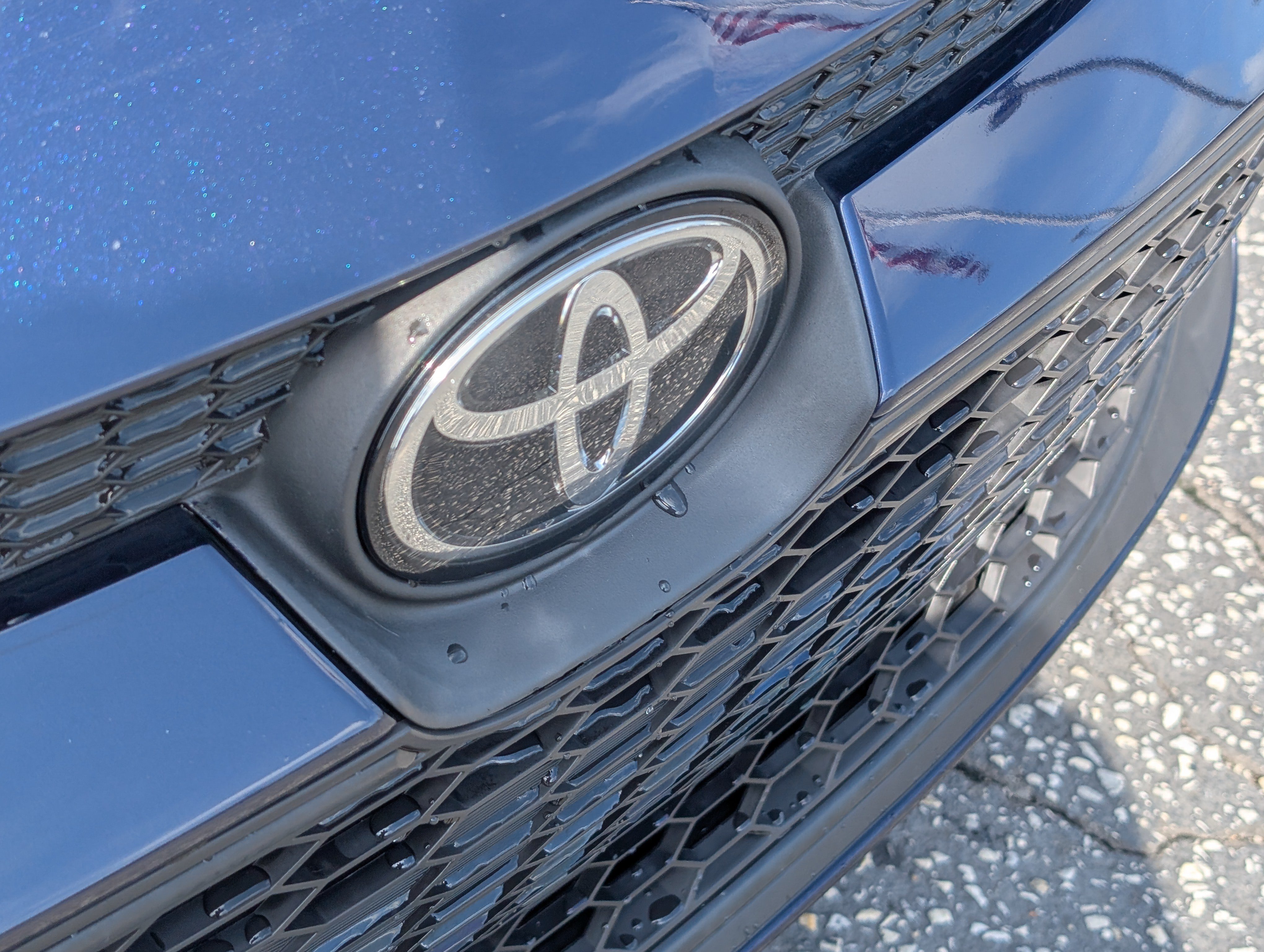 Used 2022 Toyota Corolla LE FWD image 5