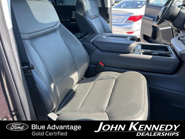 Certified 2025 Ford Expedition Active AWD/4WD image 43
