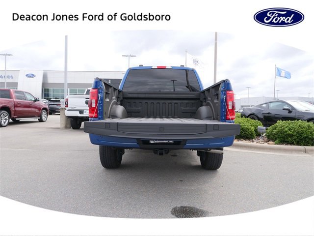 Certified 2022 Ford F150 XLT w/ Equipment Group 302A High image 10