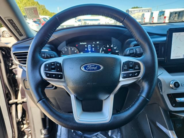 Certified 2023 Ford Explorer XLT w/ Equipment Group 202A AWD/4WD image 29