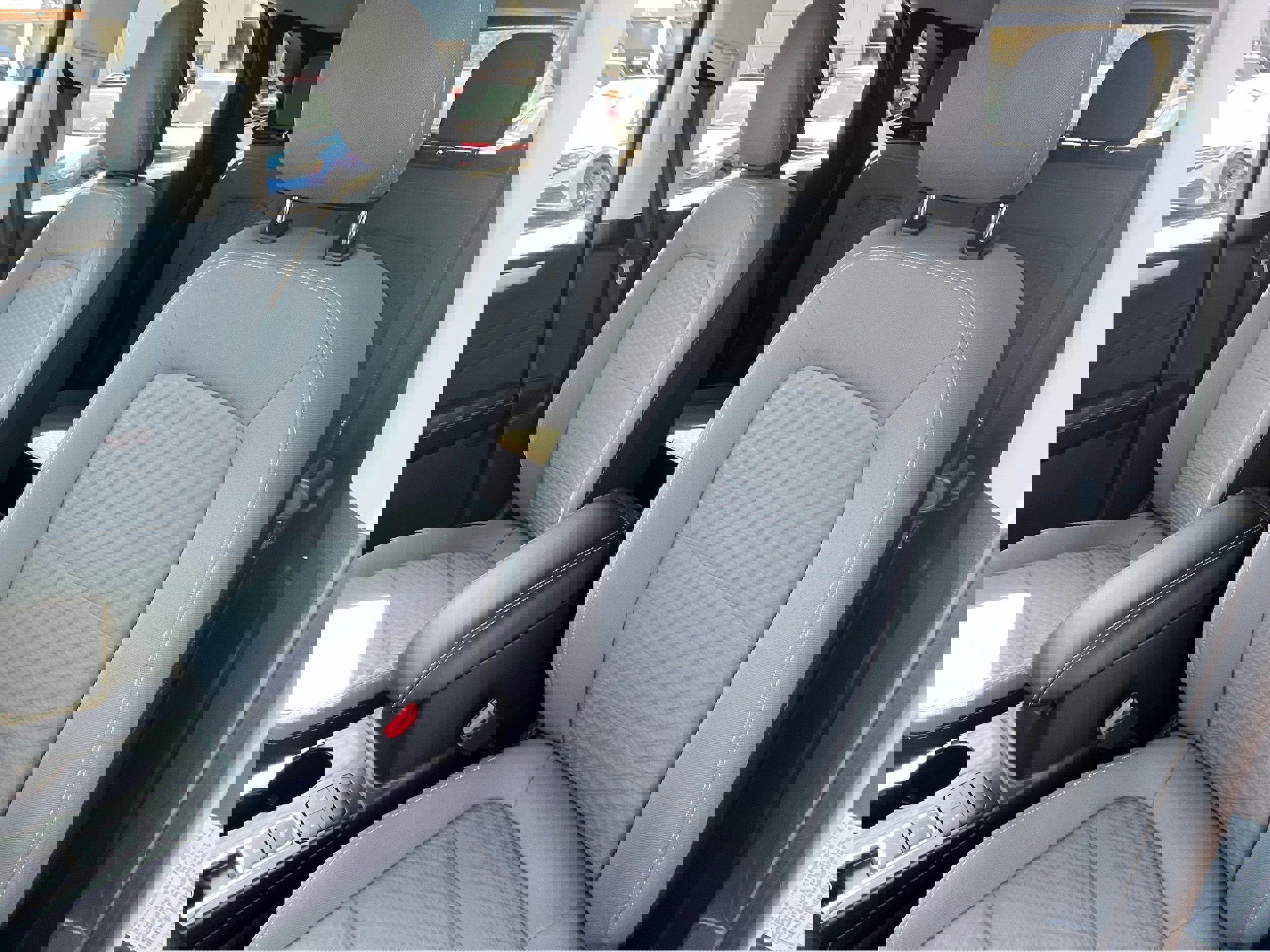 Certified 2022 Ford Escape SE w/ Convenience Package image 9