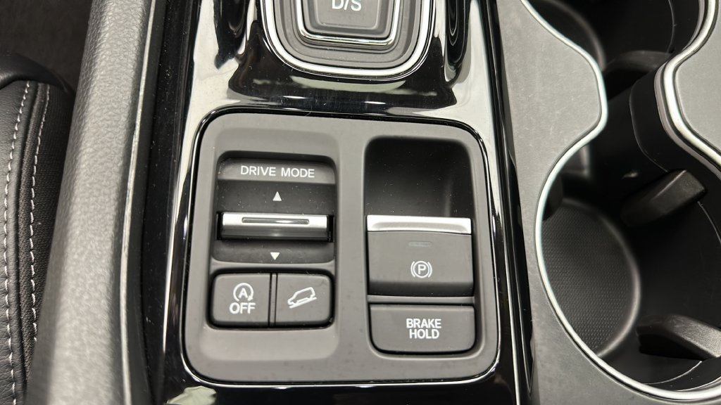 Used 2025 Honda Pilot Touring image 21
