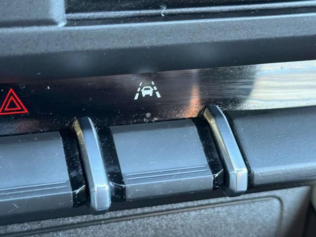 Used 2023 Chevrolet Colorado Trail Boss image 22