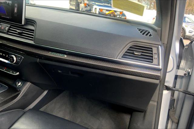Used 2018 Audi SQ5 Premium Plus w/ Navigation Package image 19