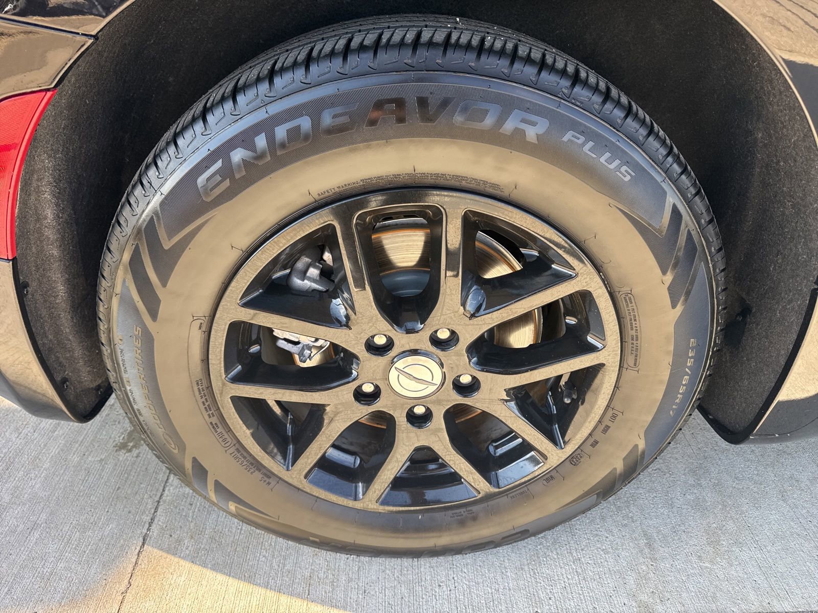 Used 2024 Chrysler Pacifica Touring-L image 19