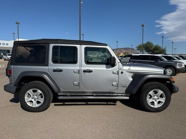 Used 2018 Jeep Wrangler Unlimited Sport AWD/4WD image 32
