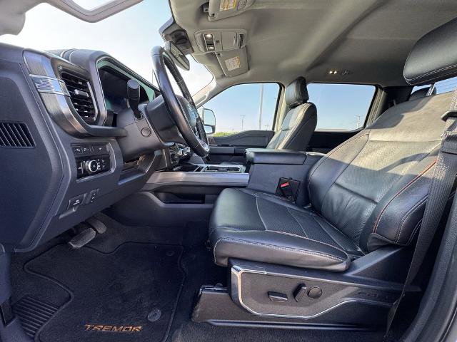 Certified 2023 Ford F250 Lariat w/ Chrome Package image 13