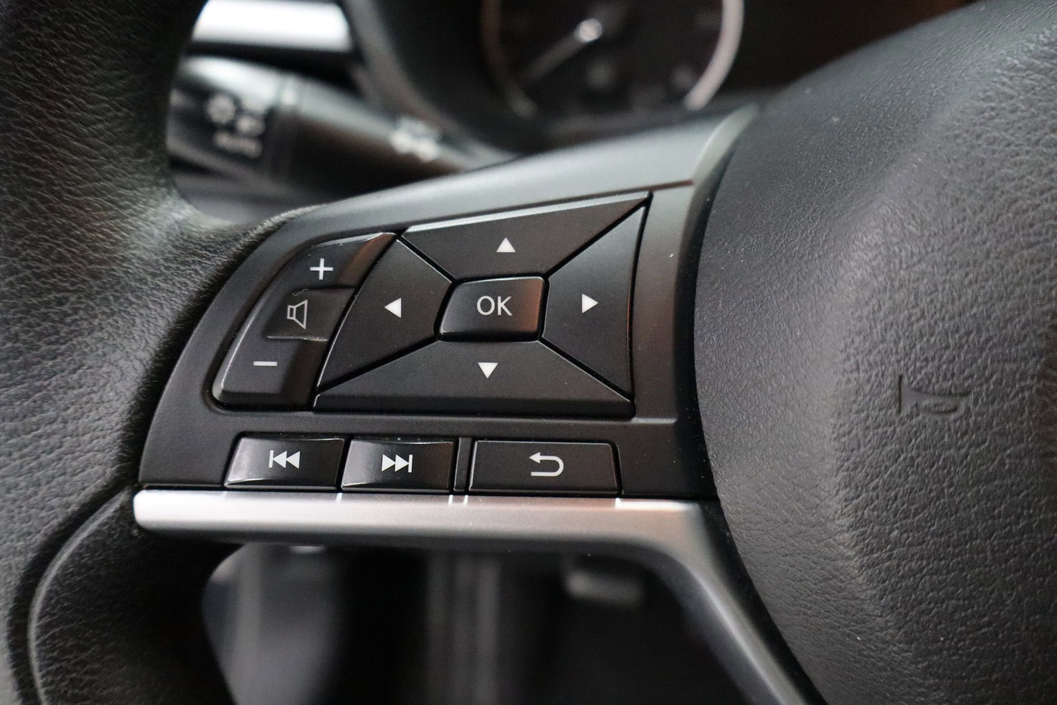 Used 2022 Nissan Altima 2.5 SV image 27