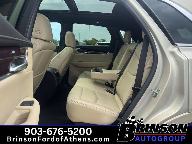 Used 2017 Cadillac XT5 Luxury w/ Driver Awareness Package FWD image 11