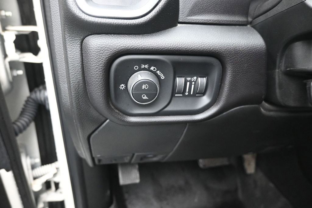 Used 2023 RAM 2500 Laramie AWD/4WD image 13