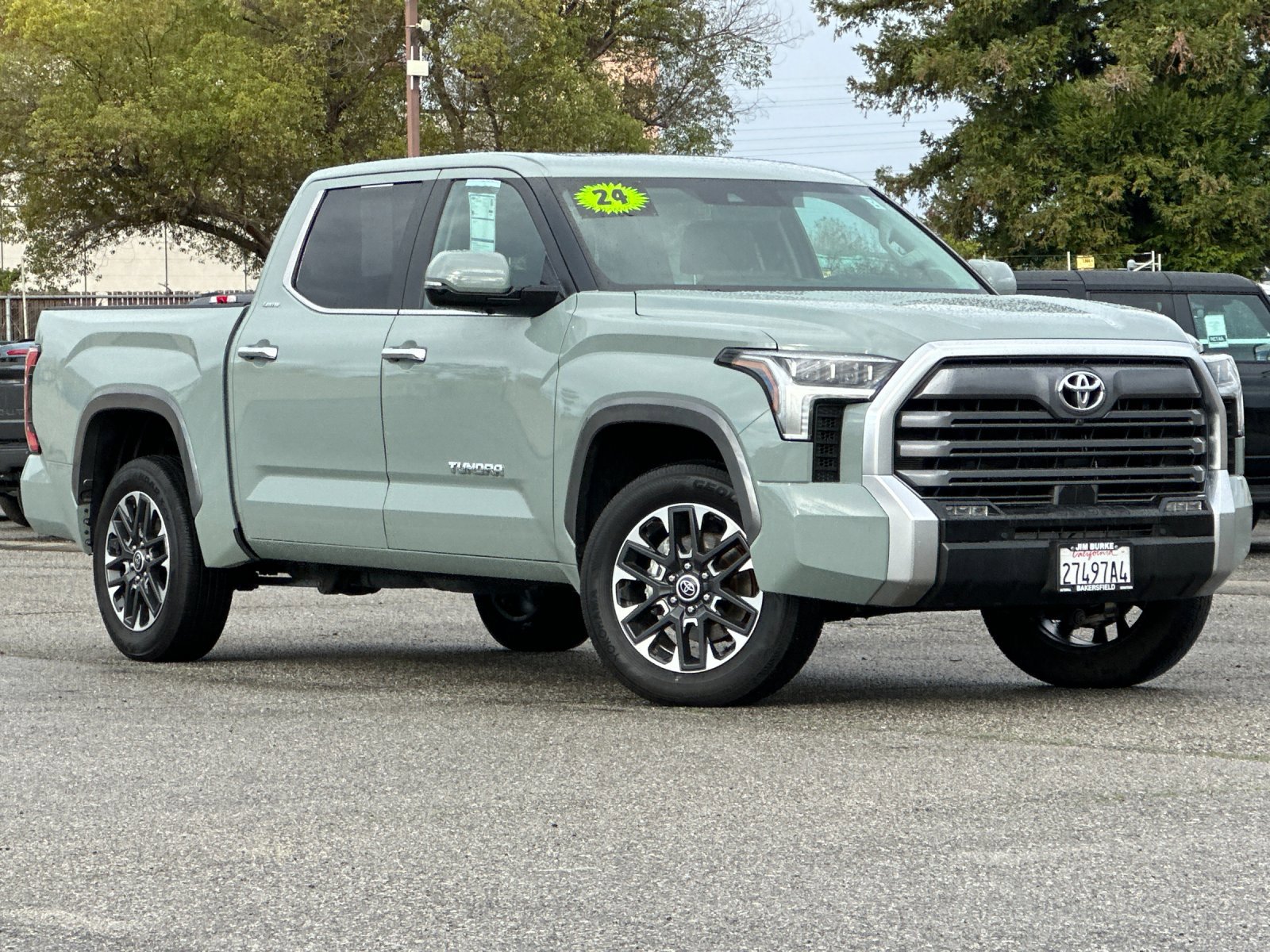 Used 2024 Toyota Tundra Limited image 2