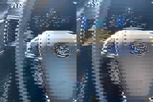 Certified 2024 Ford Edge SEL w/ Convenience Package image 18