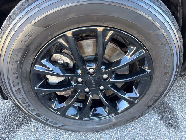 Used 2023 Jeep Cherokee Altitude Lux AWD/4WD image 10