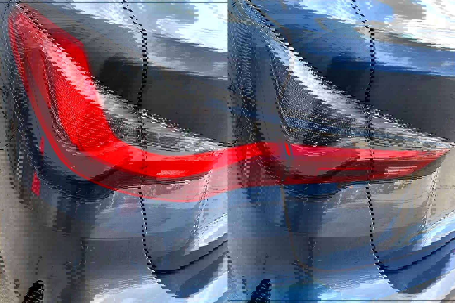 Used 2021 BMW 430i Coupe w/ Convenience Package image 32