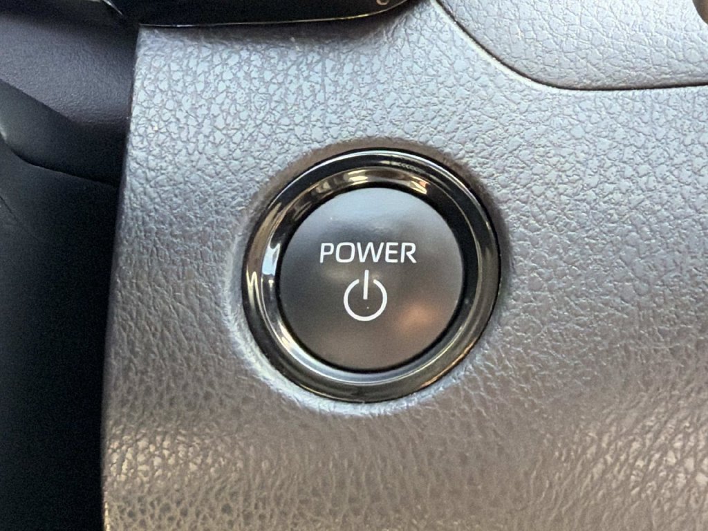 Used 2026 Toyota Camry LE FWD image 28