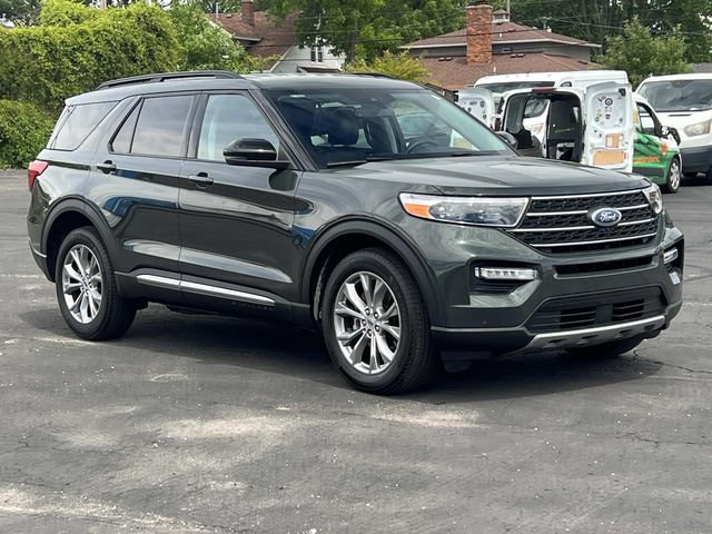 Certified 2024 Ford Explorer XLT w/ Equipment Group 202A AWD/4WD image 7