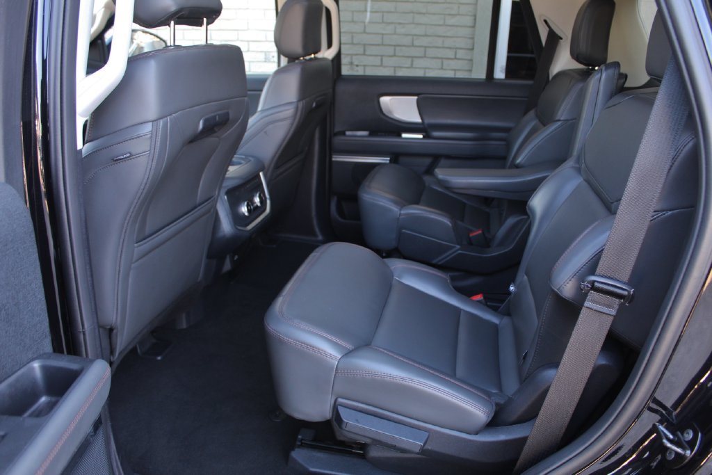 Certified 2025 Ford Expedition Active RWD image 16