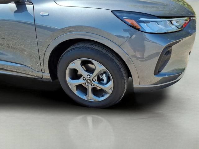 Certified 2024 Ford Escape ST-Line w/ Tech Pack #1 AWD/4WD image 4