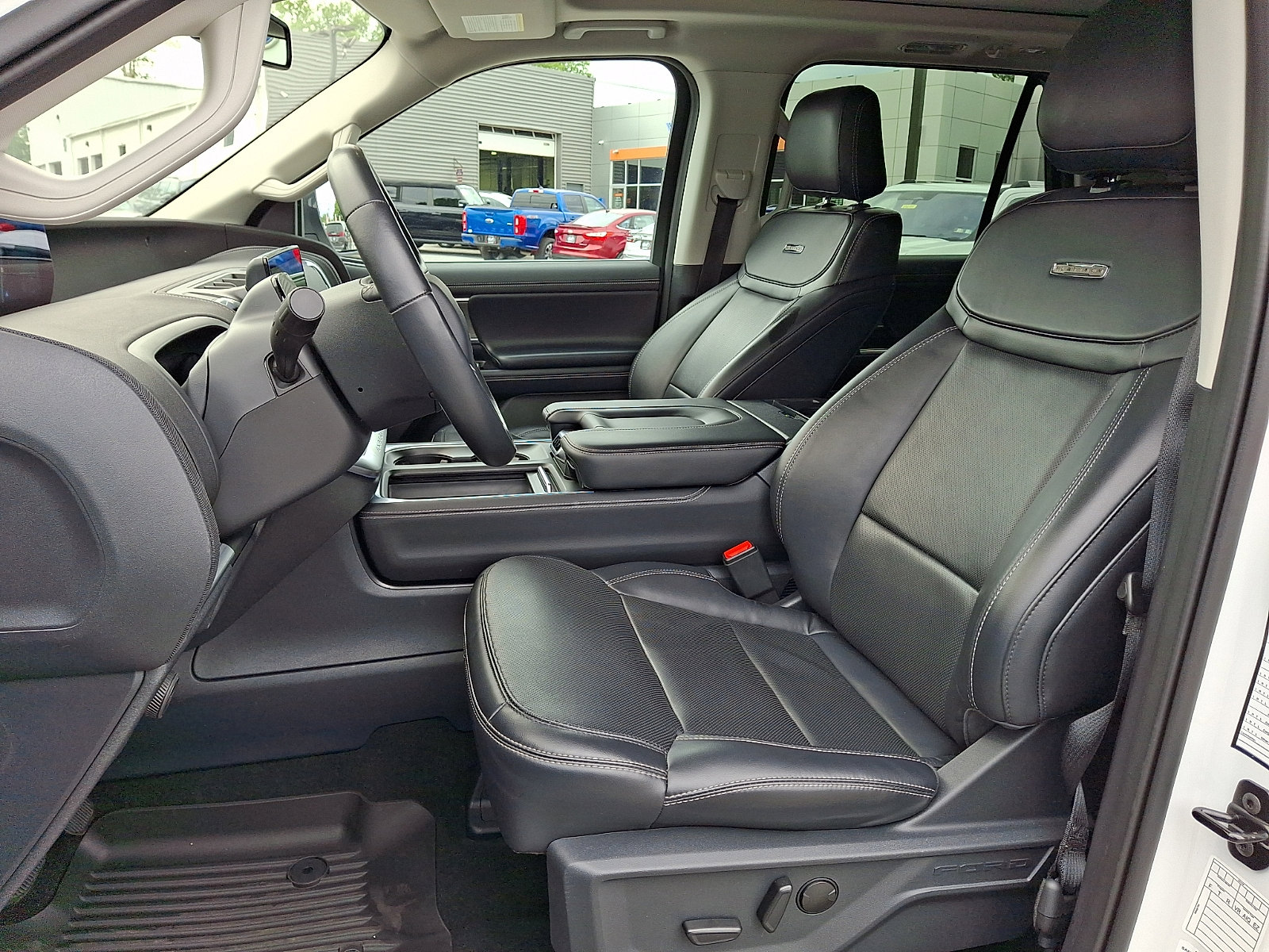 Certified 2025 Ford Expedition Max Platinum AWD/4WD image 17