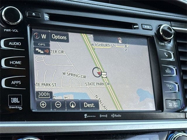 Used 2017 Toyota Highlander Limited image 36