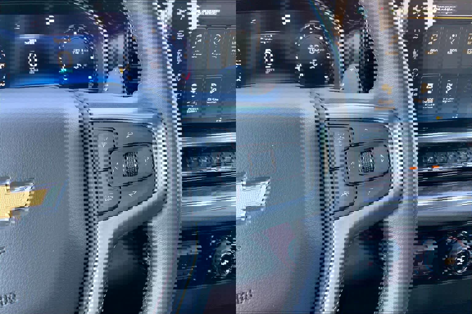 Used 2023 Chevrolet Silverado 1500 LTZ w/ LTZ Premium Package image 25