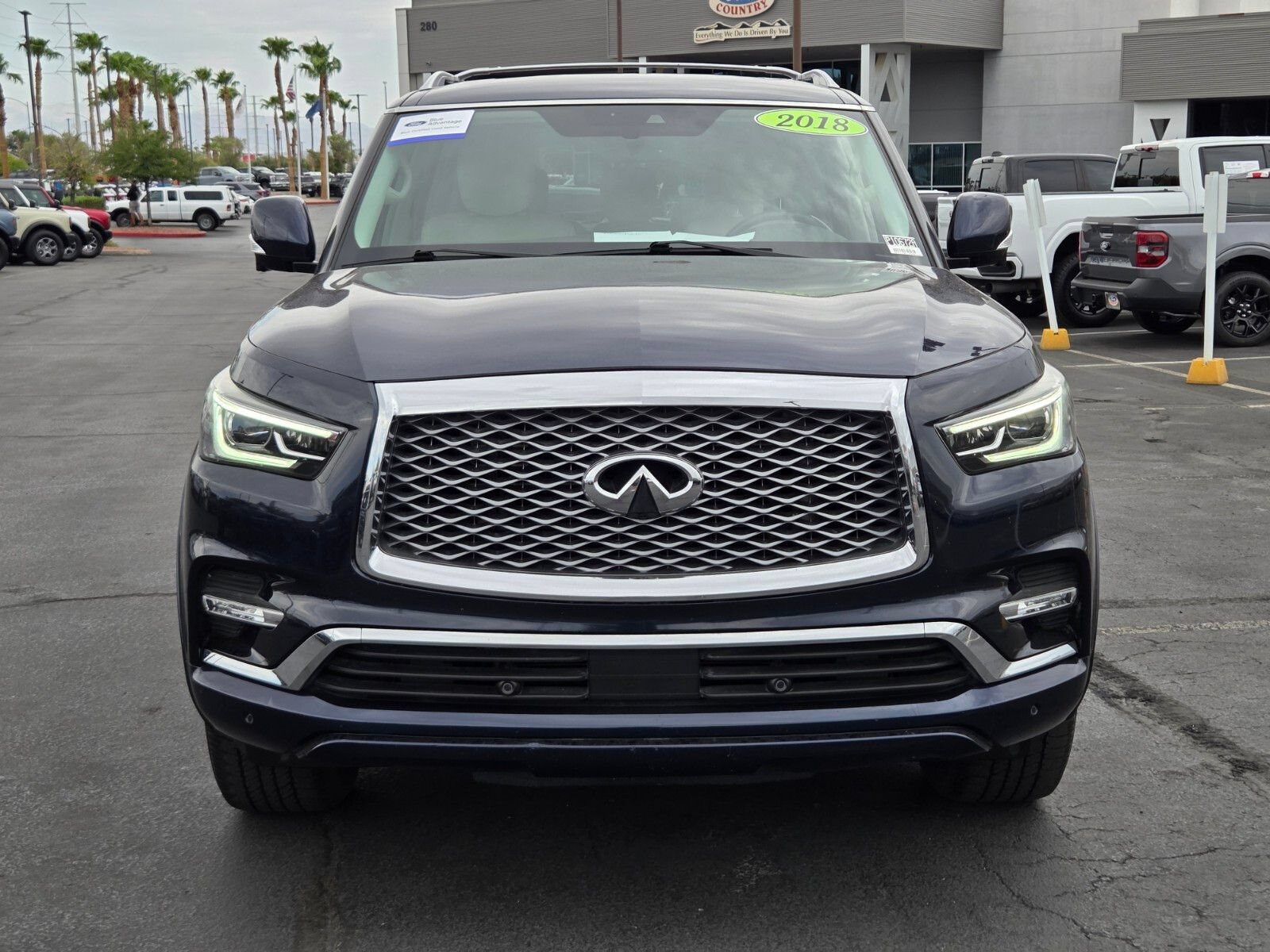 Used 2018 INFINITI QX80 4WD w/ Driver Assistance Package image 8