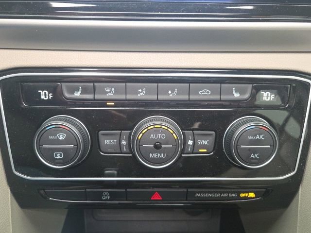 Used 2022 Volkswagen Atlas SEL image 34