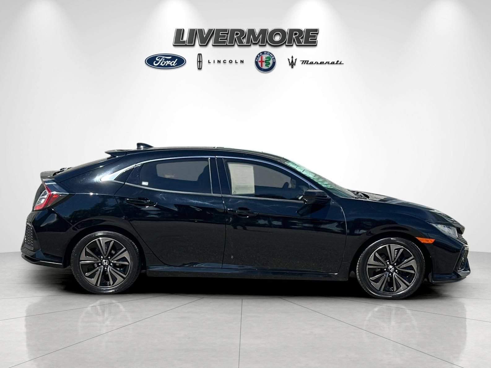 Used 2018 Honda Civic EX image 2