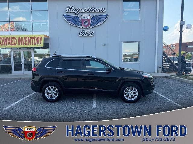 Used 2018 Jeep Cherokee Latitude Plus w/ Comfort/Convenience Group