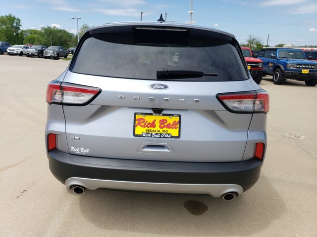Certified 2022 Ford Escape SE w/ Convenience Package FWD image 6