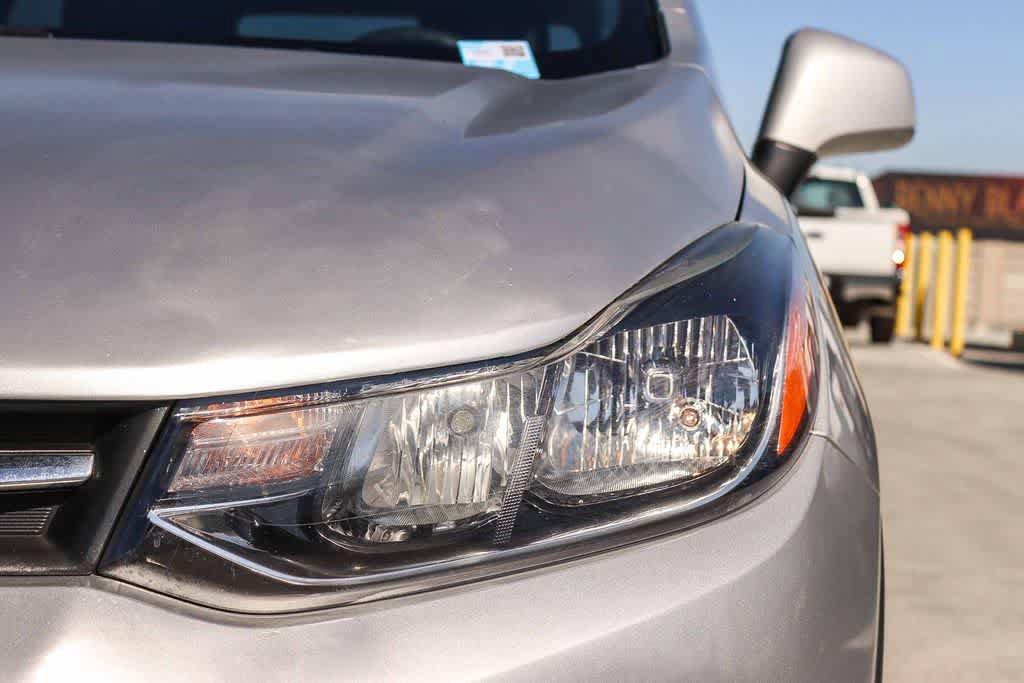 Used 2022 Chevrolet Trax LS w/ Tint and Cruise Package FWD image 7
