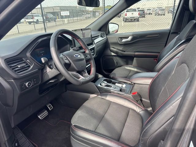 Certified 2023 Ford Escape ST-Line Select w/ Tech Pack #2 AWD/4WD image 14