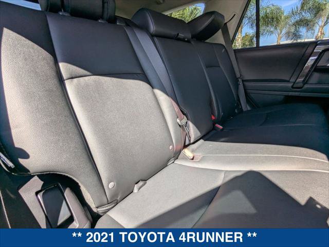 Used 2021 Toyota 4Runner TRD Off-Road Premium w/ Moonroof Package AWD/4WD image 22