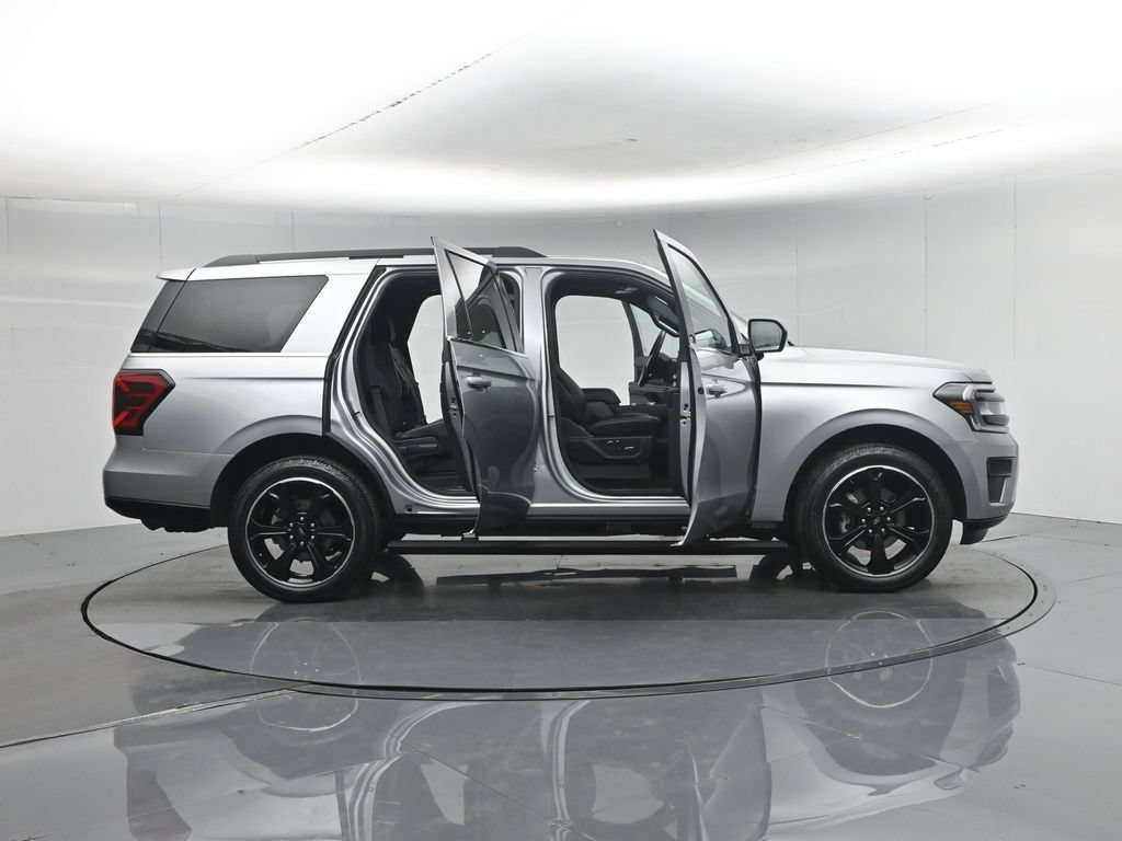 Certified 2023 Ford Expedition Limited AWD/4WD image 5