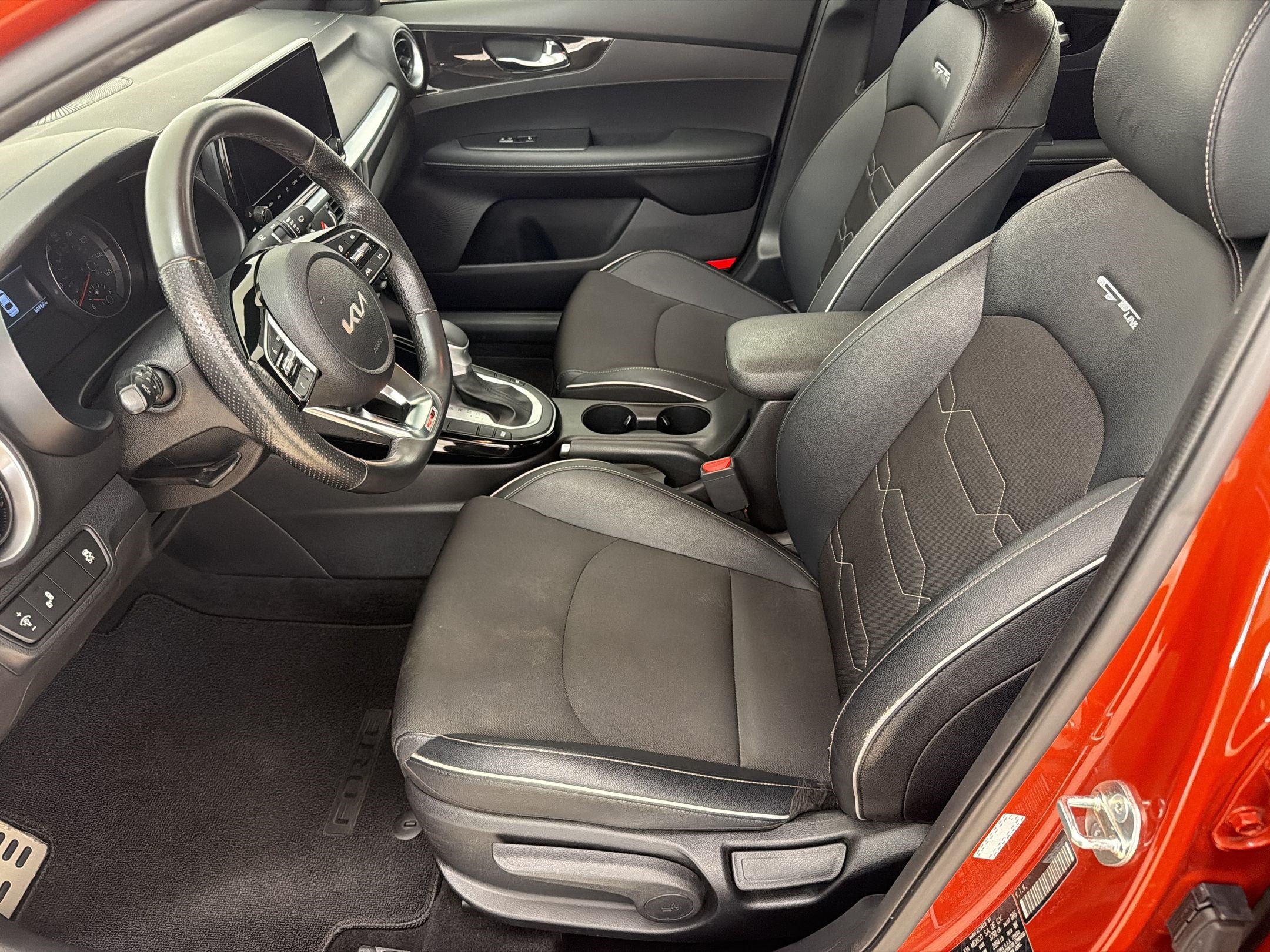Used 2023 Kia Forte GT-Line FWD image 5