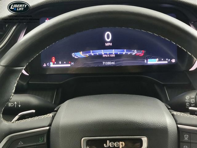 Used 2023 Jeep Grand Cherokee L Laredo image 31