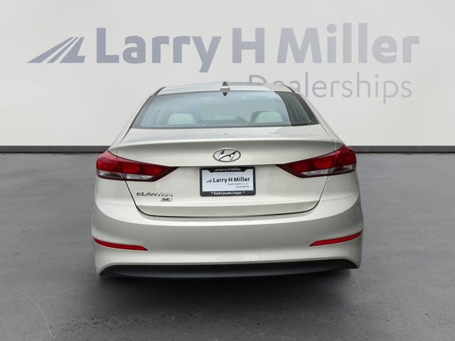 Used 2017 Hyundai Elantra SE image 4