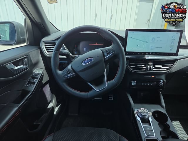 Certified 2023 Ford Escape ST-Line w/ Tech Pack #1 AWD/4WD image 13