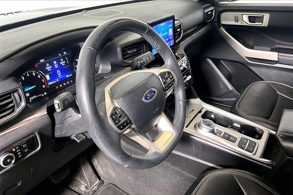 Certified 2024 Ford Explorer Limited image 10