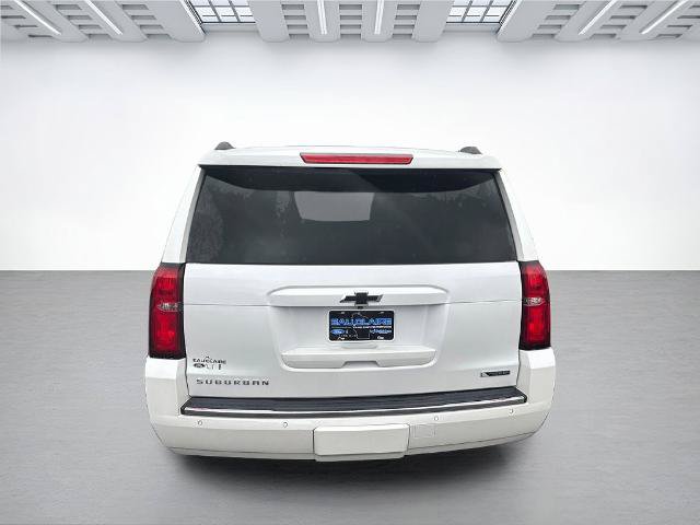 Used 2017 Chevrolet Suburban Premier AWD/4WD image 4