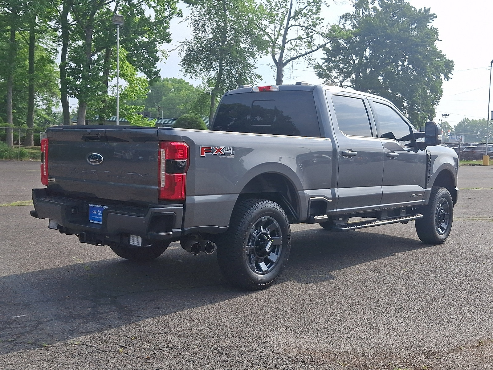 Certified 2023 Ford F350 Lariat w/ Lariat Ultimate Package AWD/4WD image 7