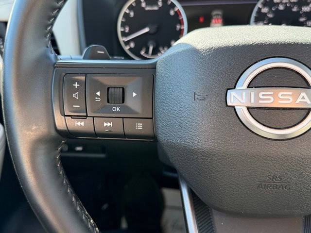 Used 2025 Nissan Rogue SV AWD/4WD image 21