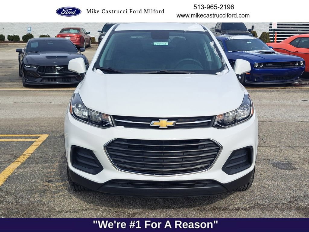 Used 2022 Chevrolet Trax LS w/ Tint and Cruise Package image 8